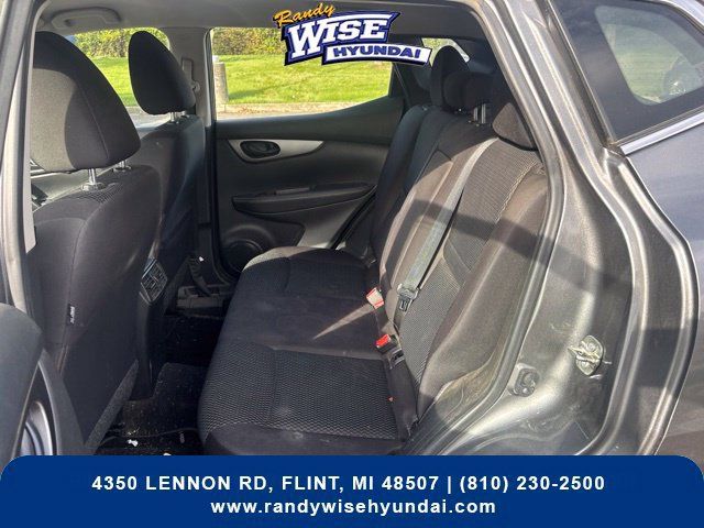 Used 2019 Nissan Rogue Sport S AWD/4WD image 14