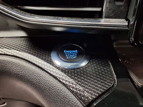 Used 2022 Ford Explorer ST-Line image 17