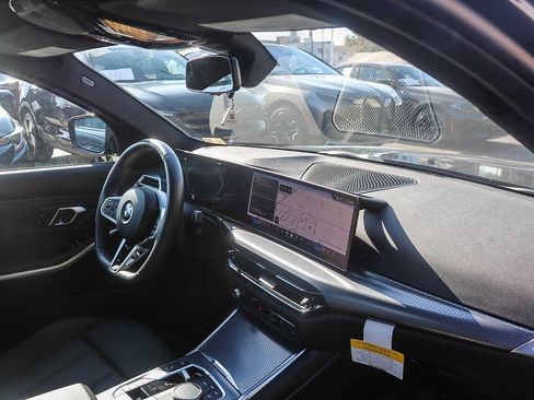 Used 2026 BMW 330i Sedan w/ M Sport Package RWD image 15
