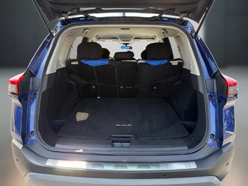 Used 2023 Nissan Rogue SV FWD image 12