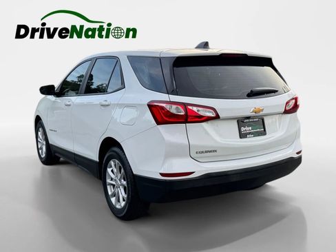 Used 2021 Chevrolet Equinox LS FWD image 7