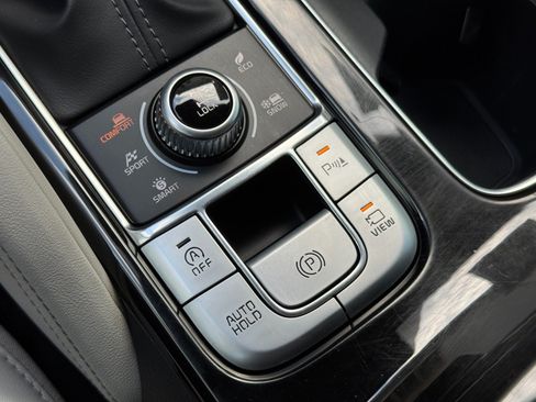 Used 2022 Kia Telluride SX w/ SX Prestige Package AWD/4WD image 31