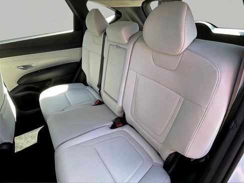 Certified 2026 Hyundai Tucson SE AWD/4WD image 22