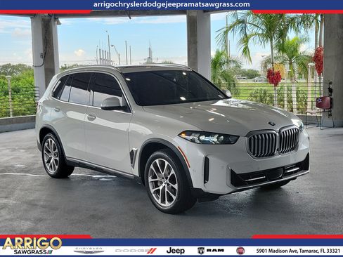 Used 2024 BMW X5 sDrive40i RWD image 1