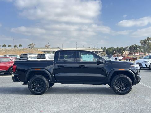 New 2026 GMC Canyon Elevation w/ LPO, Black Badging Package RWD image 2
