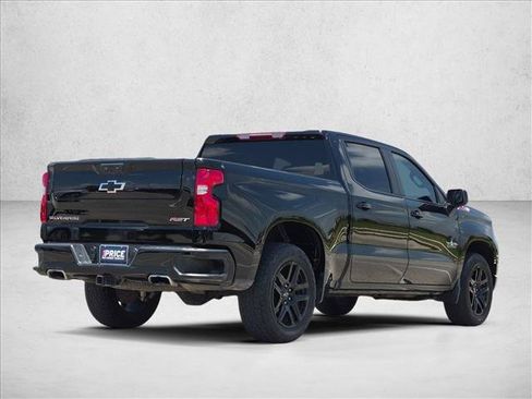 Used 2024 Chevrolet Silverado 1500 RST w/ Z71 Off-Road Package AWD/4WD image 5