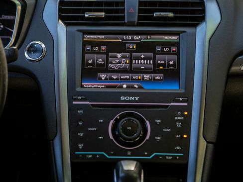 Used 2015 Ford Fusion Titanium FWD image 24