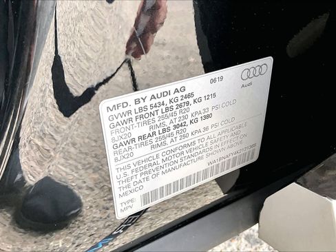 Used 2019 Audi Q5 2.0T Premium Plus w/ Premium Plus Package image 36