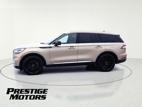 Used 2020 Lincoln Aviator Reserve w/ Equipment Group 202A image 4