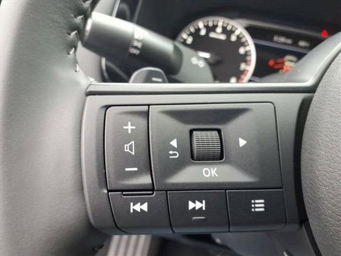 New 2025 Nissan Pathfinder SV image 20