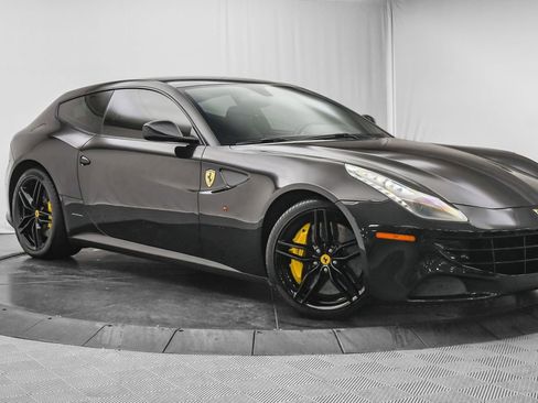 Used 2015 Ferrari FF Black image 1