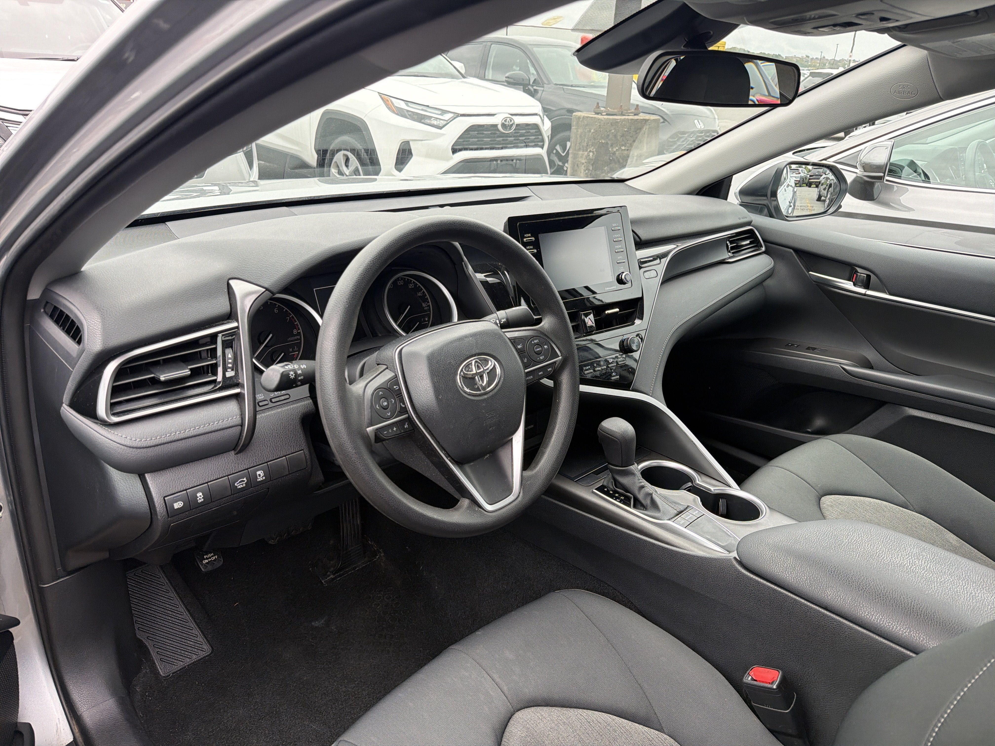 Used 2024 Toyota Camry LE FWD image 8