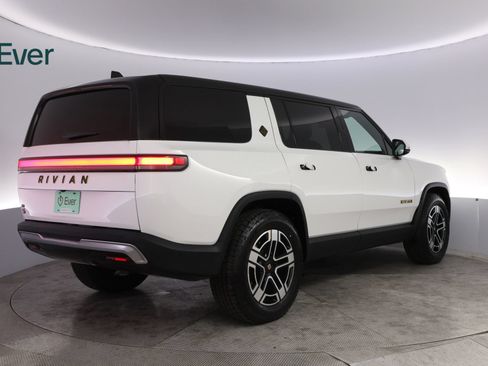 Used 2023 Rivian R1S Adventure AWD/4WD image 3