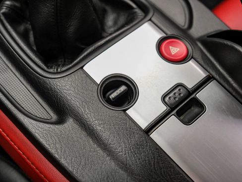 Used 2004 Honda S2000 image 24