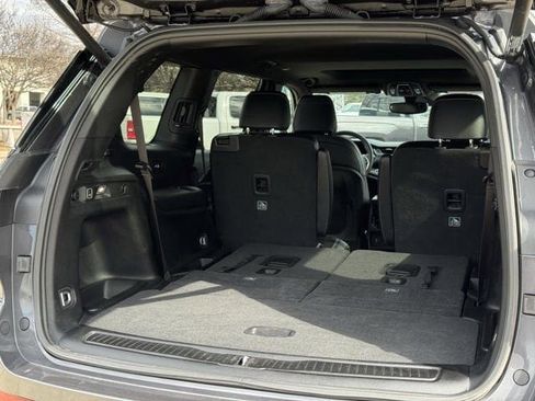 Used 2024 Jeep Grand Cherokee L Altitude image 36