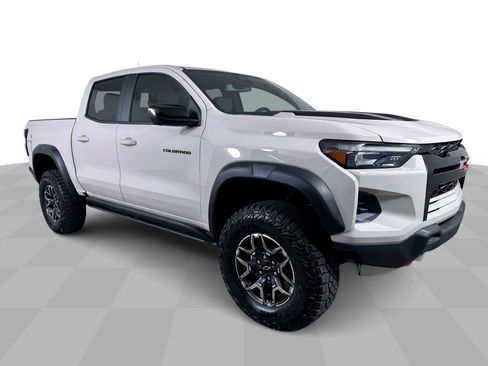 New 2026 Chevrolet Colorado ZR2 w/ Technology Package image 37