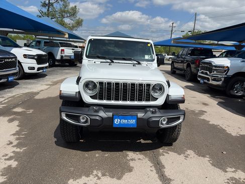 New 2026 Jeep Wrangler Unlimited Sahara AWD/4WD image 2
