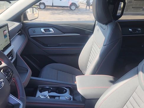 New 2026 Ford Explorer ST-Line image 13