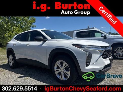 Used 2024 Chevrolet Trax LS FWD image 1