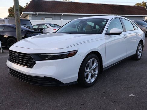 Used 2023 Honda Accord LX image 9