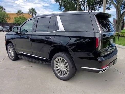 Certified 2021 Cadillac Escalade Premium Luxury image 10