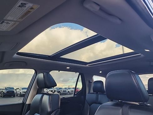 Used 2023 Honda Pilot Touring image 22