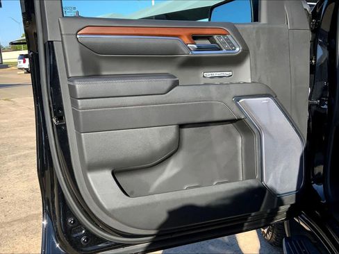 Certified 2023 GMC Sierra 1500 Denali w/ Technology Package image 21