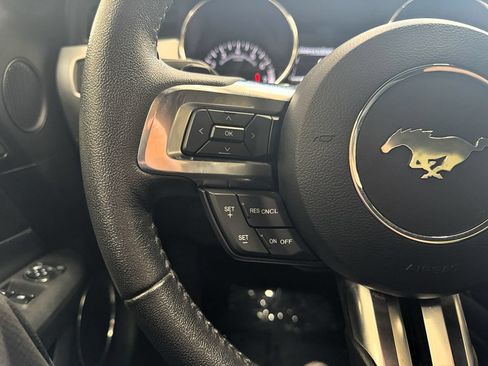 Used 2016 Ford Mustang GT Premium RWD image 41
