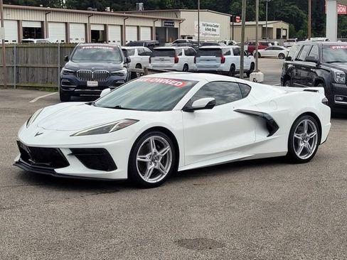 Used 2020 Chevrolet Corvette Stingray Preferred Cpe w/ 2LT Preferred Equipment Group RWD image 3