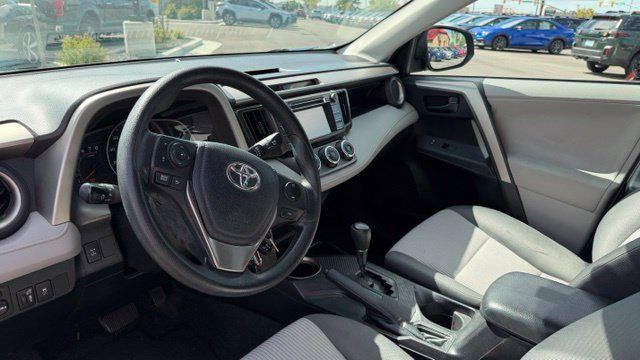 Used 2013 Toyota RAV4 LE AWD/4WD image 12