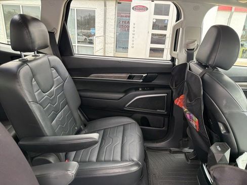 Used 2021 Kia Telluride SX w/ SX Prestige Package image 13