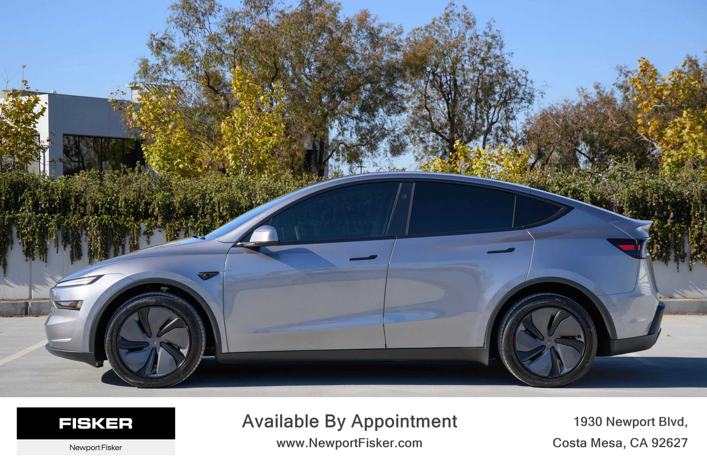 Used 2026 Tesla Model Y AWD image 2