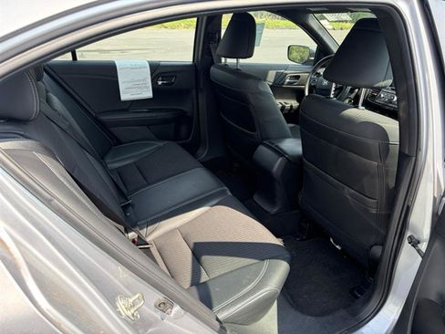 Used 2017 Honda Accord Sport image 9