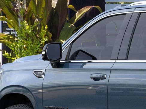 New 2026 GMC Yukon XL Denali image 12