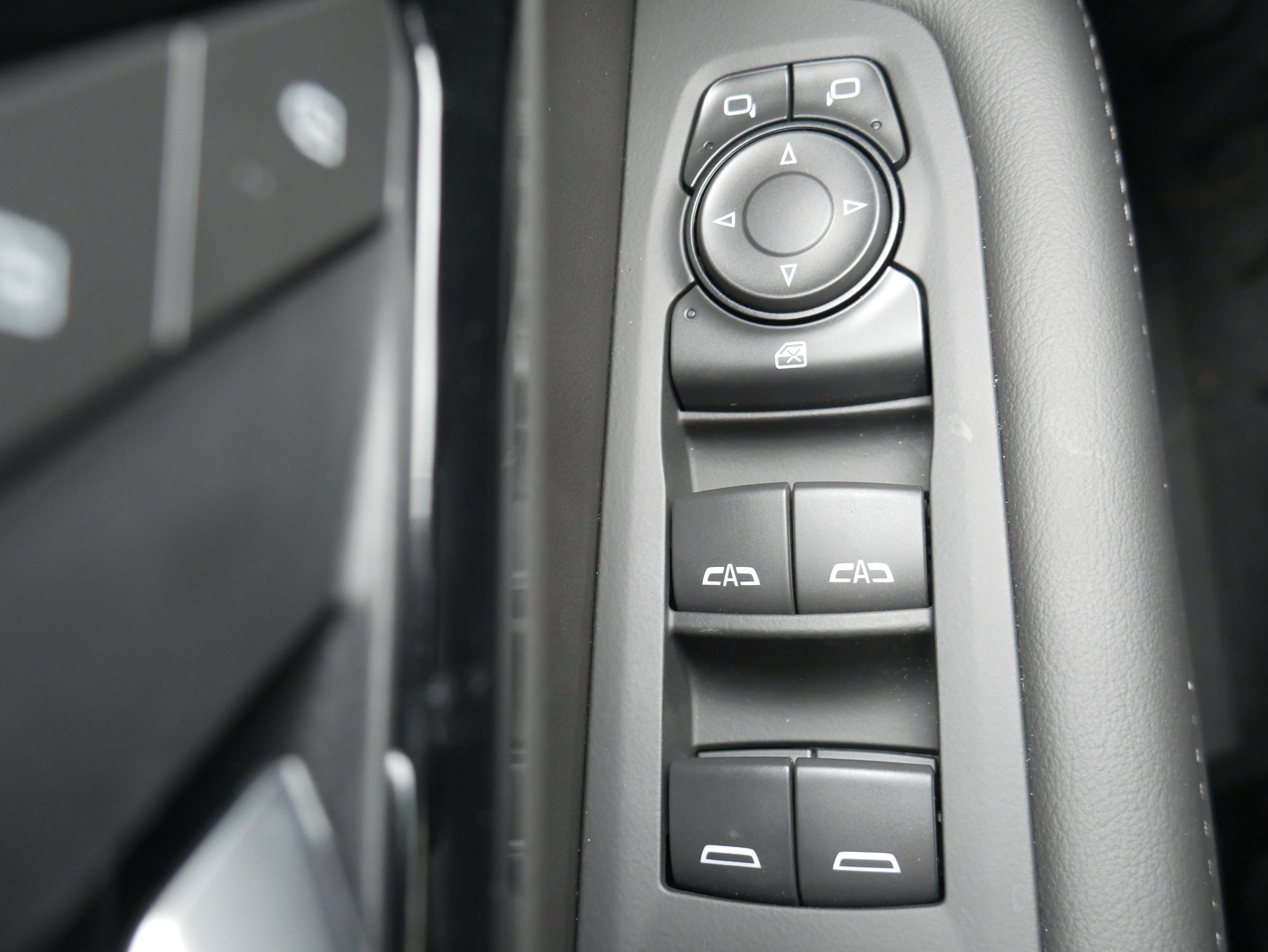 New 2025 Chevrolet Tahoe 4WD w/ 1FL Safety Package image 28