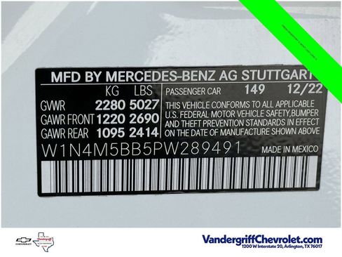 Used 2023 Mercedes-Benz GLB 35 AMG 4MATIC image 26