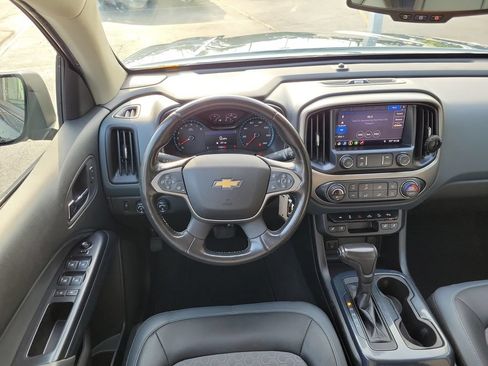 Used 2020 Chevrolet Colorado Z71 AWD/4WD image 13