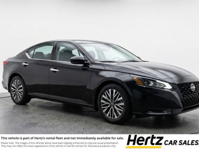 Used 2025 Nissan Altima 2.5 SV