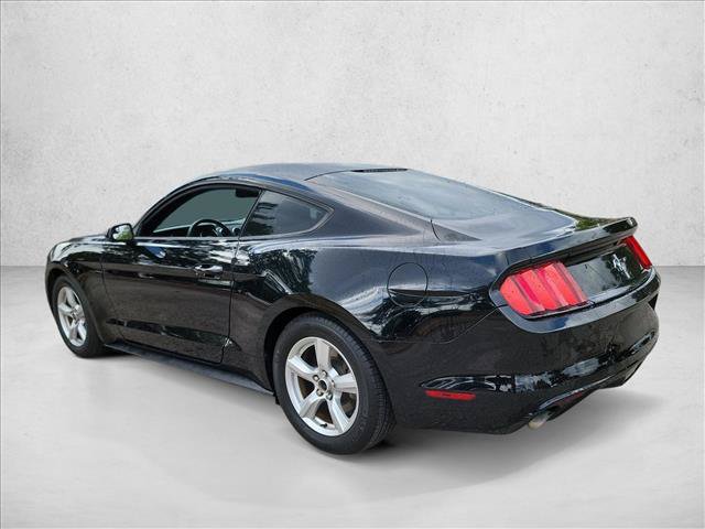 Used 2016 Ford Mustang Coupe RWD image 5