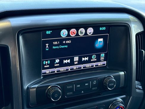Used 2018 Chevrolet Silverado 1500 LT w/ All Star Edition AWD/4WD image 17