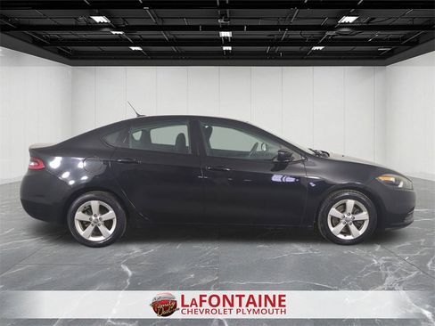 Used 2015 Dodge Dart SXT image 9