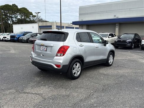 Used 2019 Chevrolet Trax LS w/ Tint and Cruise Package image 5