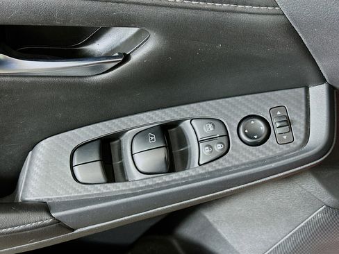 Used 2024 Nissan Sentra SV image 15