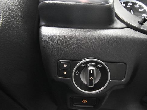 Used 2017 INFINITI QX30 Sport w/ Sport Leather Package image 30