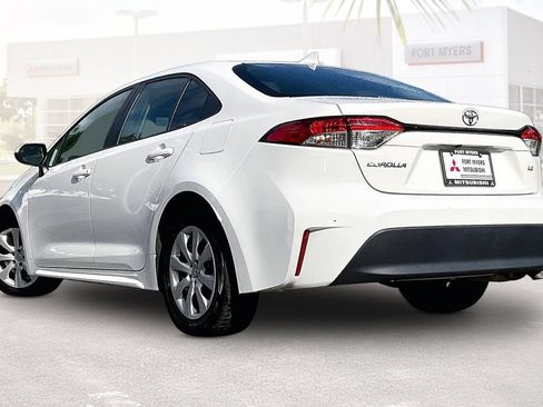 Used 2024 Toyota Corolla LE FWD image 30
