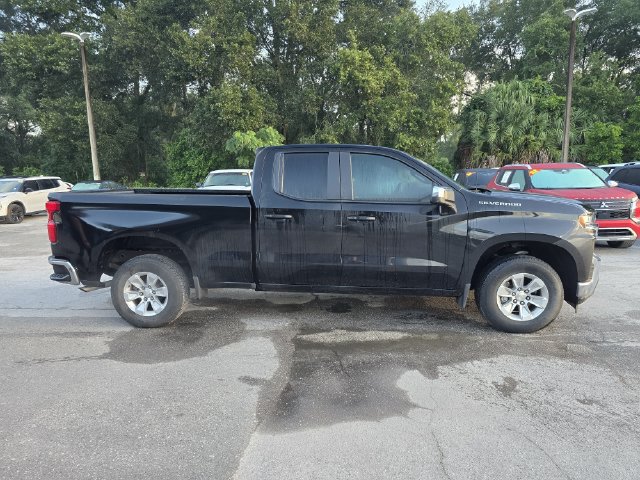 Used 2021 Chevrolet Silverado 1500 LT RWD image 3