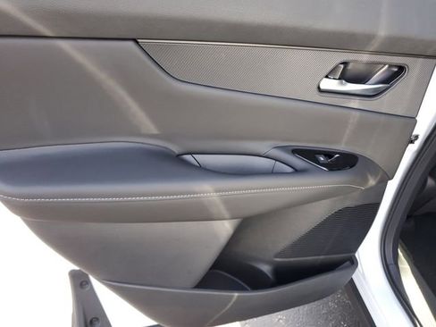 New 2026 Nissan Murano SL image 18