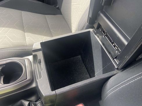 Used 2022 Toyota Tacoma TRD Sport w/ Technology Package image 24