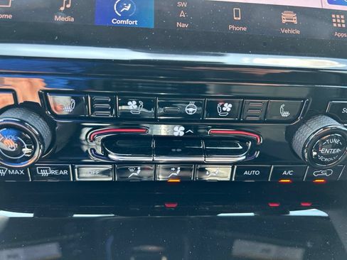 Used 2022 Jeep Grand Cherokee Trailhawk AWD/4WD image 18