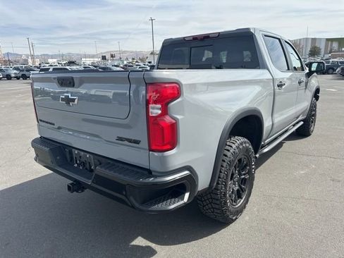 Used 2025 Chevrolet Silverado 1500 ZR2 w/ Technology Package image 25